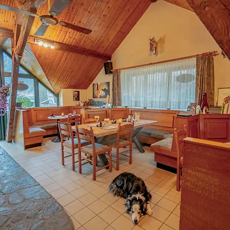 Ulftaler Schenke Szálloda 3*