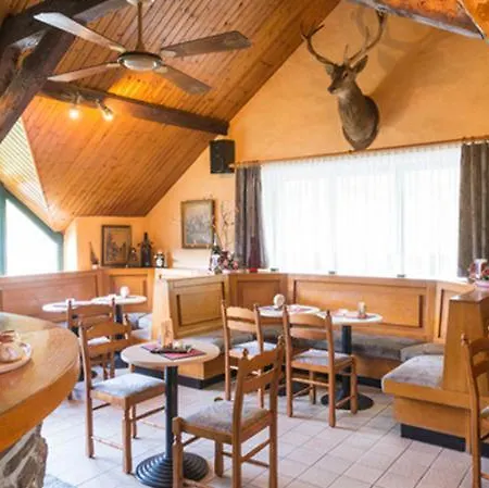 Ulftaler Schenke Szálloda 3*